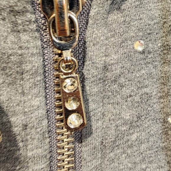 Zenergy by CHICO'S Gray embelished Full zip hooded sweatshirt size 1 - Picture 4 of 12